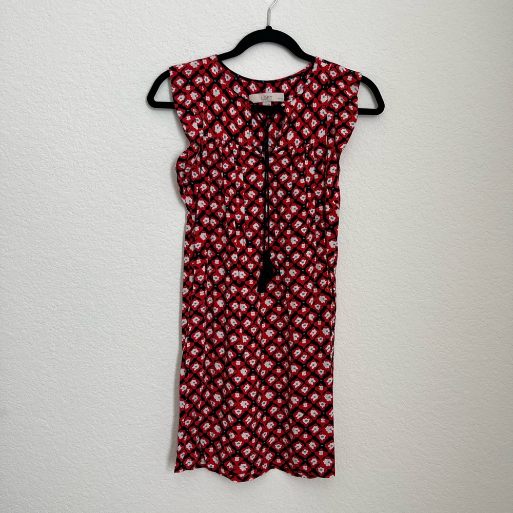 LOFT black & red print shift dress with neck tassel XXSP